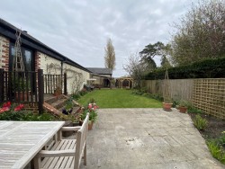The Country House Company property for let, Catherington, Nr Hambledon / Petersfield / Winchester / Portsmouth