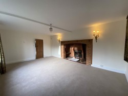 The Country House Company property for let, Fully Managed, Alton, Nr Farnham / Basingstoke / Petersfield, Hampshire