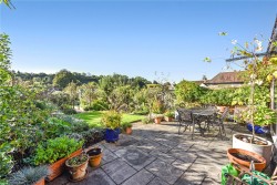 The Country House Company, property for Sale Hambledon, Nr Petersfield