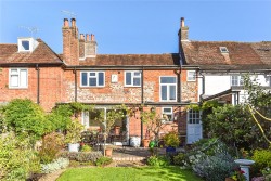 The Country House Company, property for Sale Hambledon, Nr Petersfield