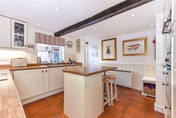 The Country House Company, property for Sale Hambledon, Nr Petersfield